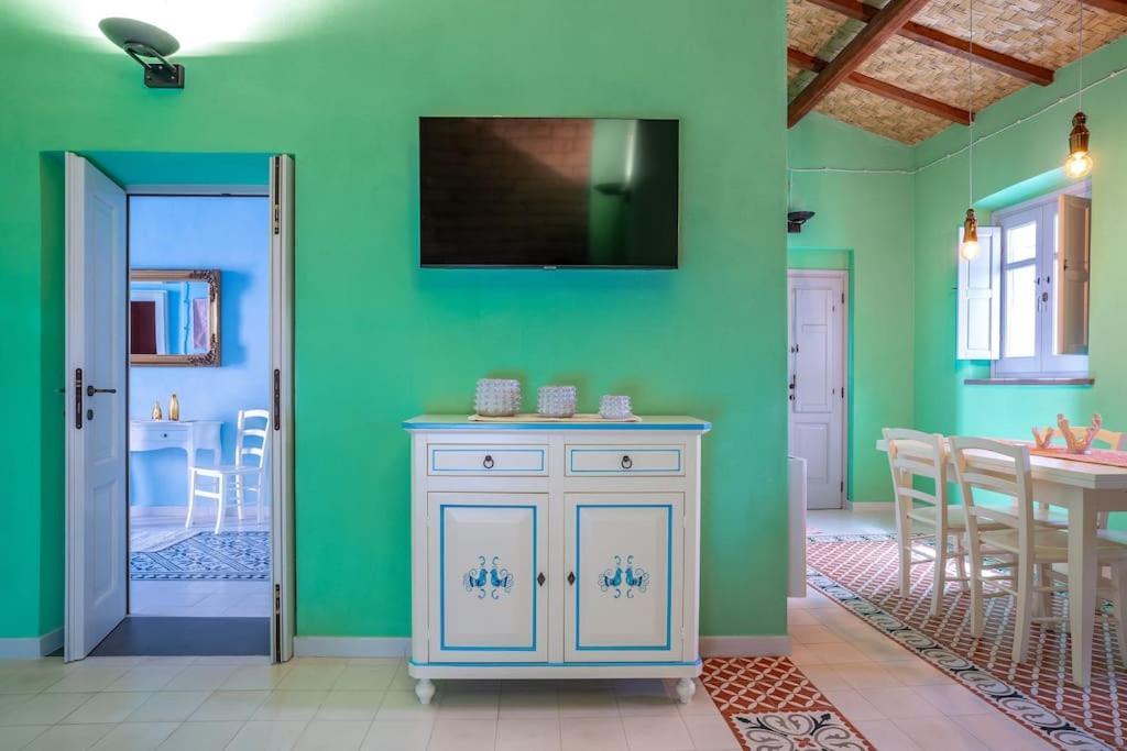 Antica Dimora Del Platano - R3832 Holiday home